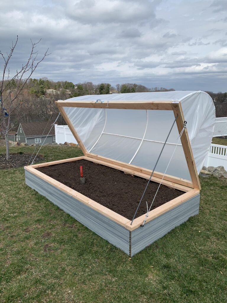 Fabriquer une Serre Tunnel Articulée pour Carré Potager : Le Guide Complet (DIY Facile) 2 Serre Tunnel