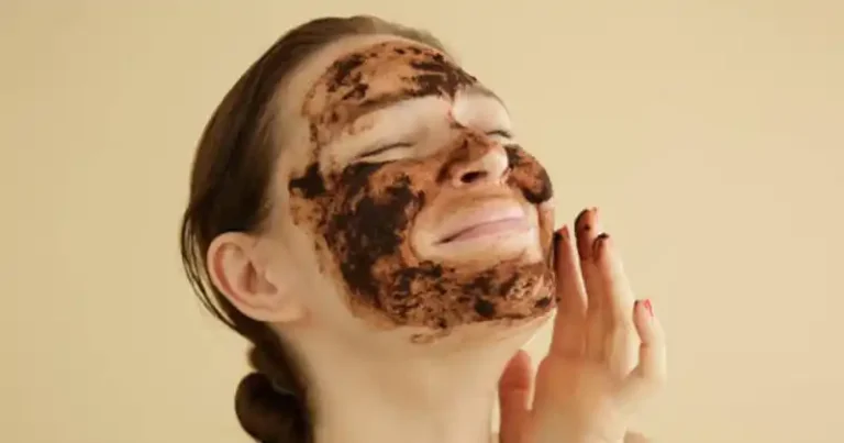 Masque visage au café et à la vaseline : un remède naturel pour une peau hydratée et éclatante